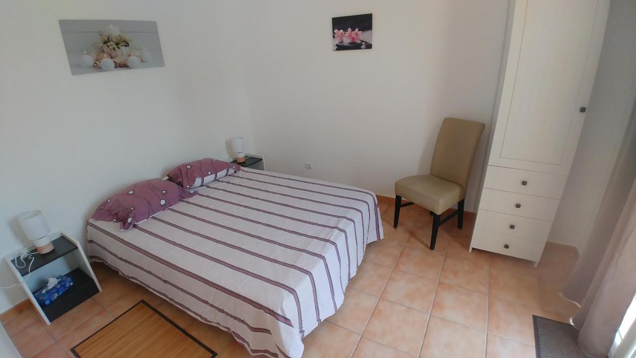 Charmante Maison Climatisee Avec Piscine Draguignan Esterno foto