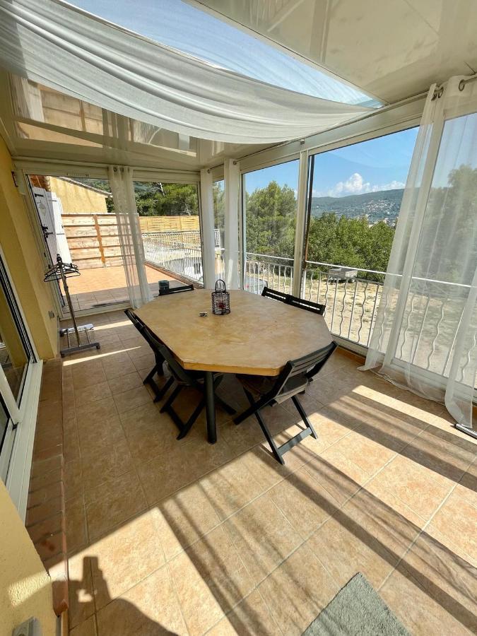 Charmante Maison Climatisee Avec Piscine Draguignan Esterno foto